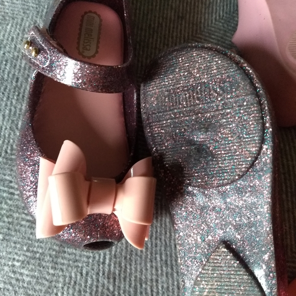 Mini Melissa shoes - Picture 2 of 4